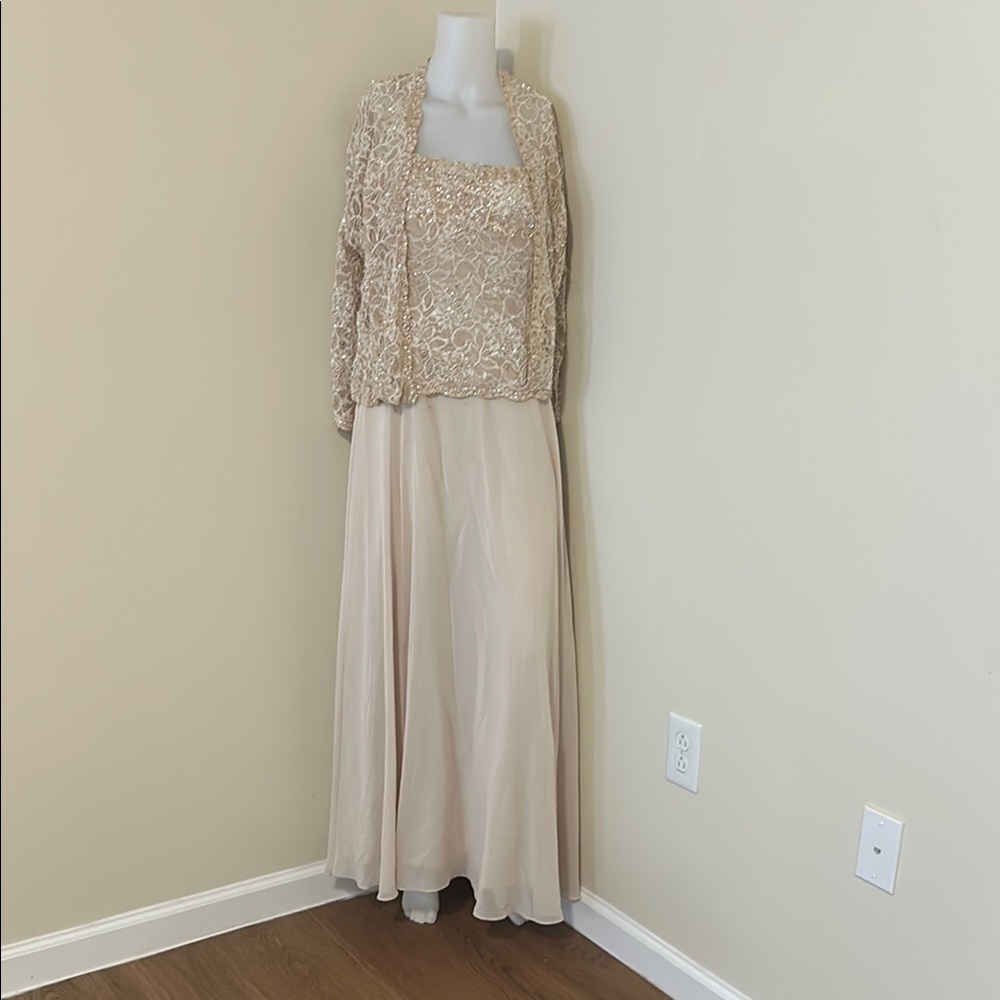 Elegant Cream Lace Dress with Jacket
